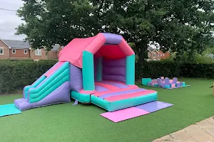 Budget Castle Hire image