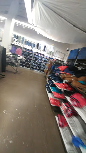 Clothing Store «Old Navy», reviews and photos, 1009 Flatbush Ave, Brooklyn, NY 11226, USA