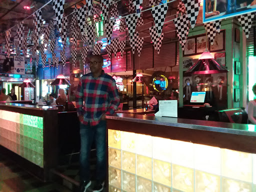 Live Music Bar «Tin Roof», reviews and photos, 36 S Pennsylvania St, Indianapolis, IN 46204, USA