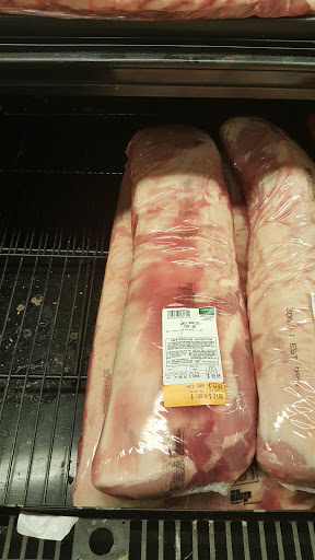 Grocery Store «Harveys Supermarket», reviews and photos, 1605 Shurling Dr, Macon, GA 31211, USA