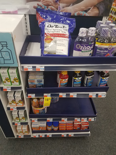 Drug Store «CVS», reviews and photos, 839 E Main St, Meriden, CT 06450, USA