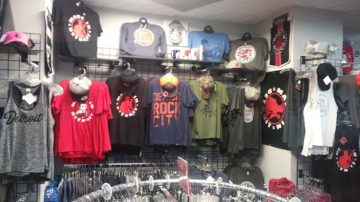 Sports Memorabilia Store «Sports Mania Detroit», reviews and photos, 400 Monroe Ave, Detroit, MI 48226, USA
