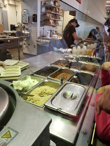 Mexican Restaurant «Chipotle Mexican Grill», reviews and photos, 1301 W Davis St, Conroe, TX 77304, USA