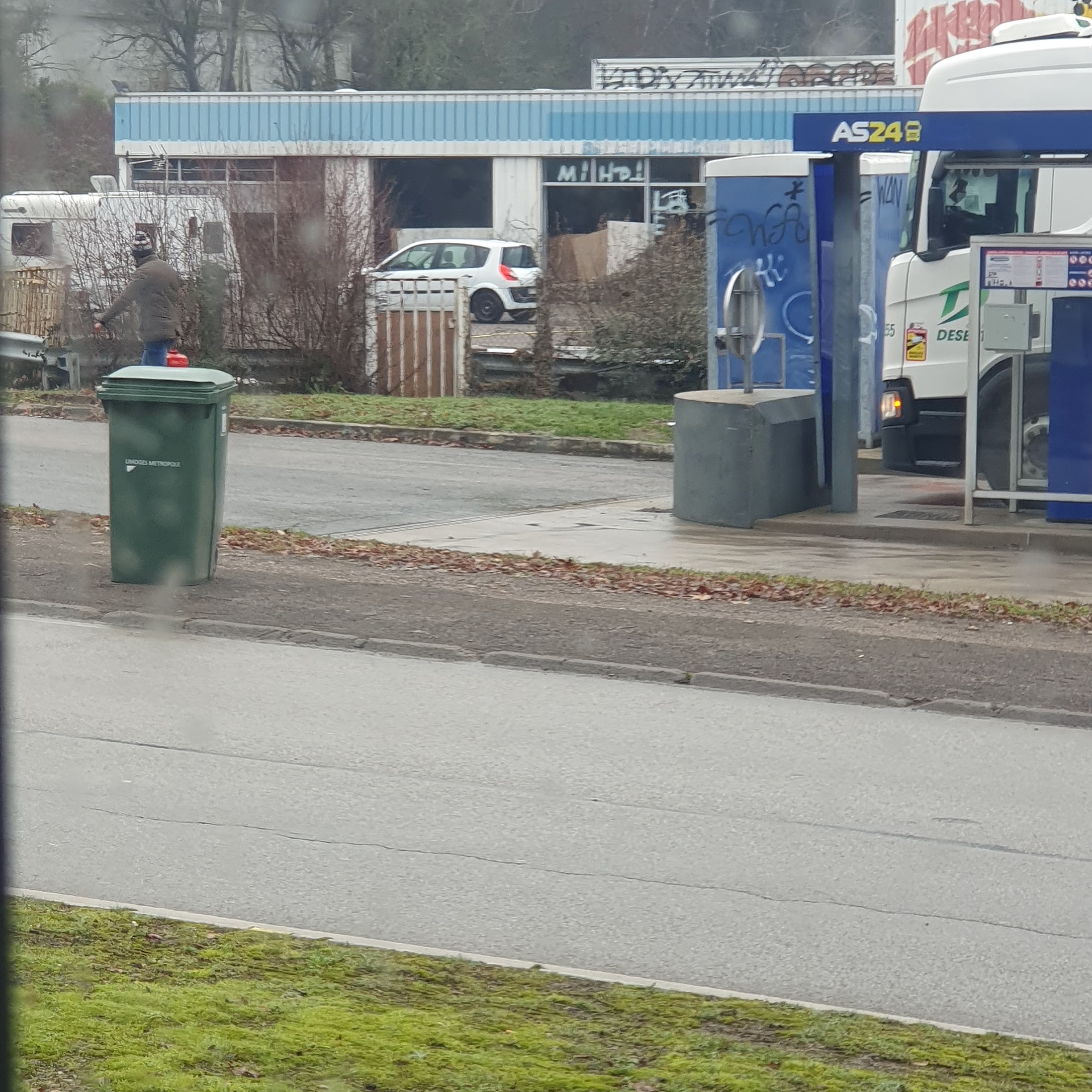 Photo n° 2 de l'avis de Nazir.a fait le 16/01/2024 à 19:04