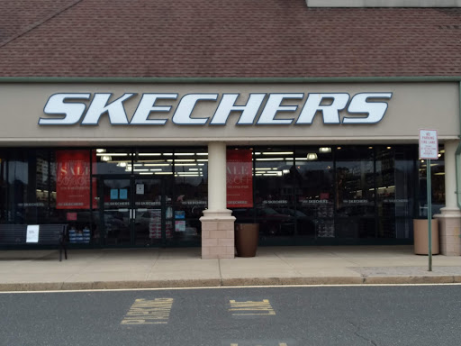 Shoe Store «SKECHERS Factory Outlet», reviews and photos, 537 Monmouth Rd, Jackson, NJ 08527, USA