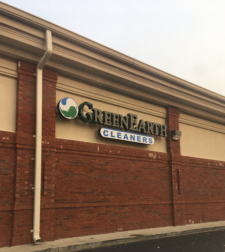 Dry Cleaner «GreenEarth Cleaners (Publix Mall)», reviews and photos, 4480 S Cobb Dr SE A, Smyrna, GA 30080, USA