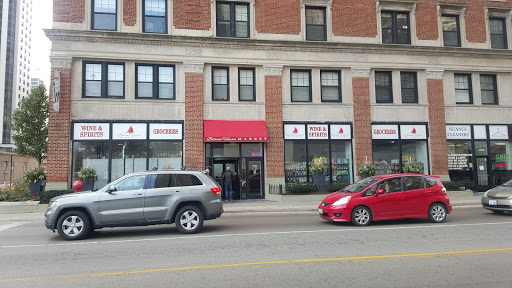 Grocery Store «Belmont Harbor Market», reviews and photos, 3170 N Sheridan Rd, Chicago, IL 60657, USA