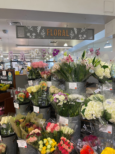 Grocery Store «Whole Foods Market», reviews and photos, Whole Foods Market, 110 Bloomingdale Rd, White Plains, NY 10605, USA