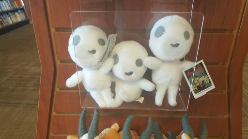 Record Store «Bull Moose», reviews and photos, 219 Waterman Dr, South Portland, ME 04106, USA