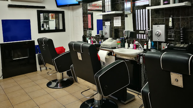 Reviews of Roy's Hairdressing for Men in Bedford - Barber shop