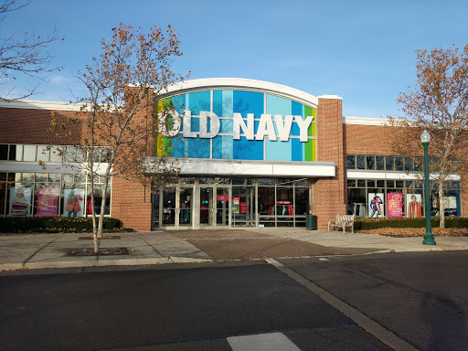 Old Navy, 1731 Olentangy River Rd, Columbus, OH 43212, USA, 