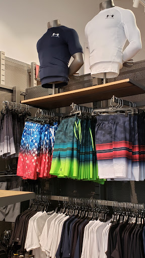 Clothing Store «Under Armour Factory House», reviews and photos, 11 N Michigan Ave #430, Atlantic City, NJ 08401, USA