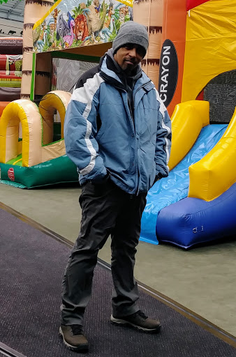 Shopping Mall «Diamond Run Mall», reviews and photos, 46 Diamond Run Pl, Rutland, VT 05701, USA