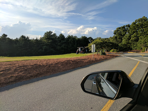 Country Club «Squirrel Run Country Club», reviews and photos, 32 Elderberry Dr, Plymouth, MA 02360, USA