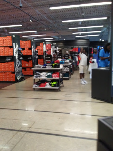 Clothing Store «Nike Factory Store», reviews and photos, 10746 Emerald Coast Pkwy #159, Destin, FL 32550, USA