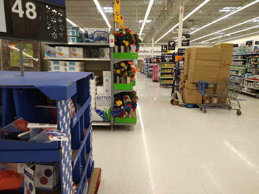 Department Store «Walmart Supercenter», reviews and photos, 814 W Bell Ave, Knoxville, IA 50138, USA