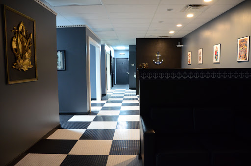 Tattoo Shop «Ink or Swim Tattoo», reviews and photos, 1708 E Lincolnway c, Valparaiso, IN 46383, USA