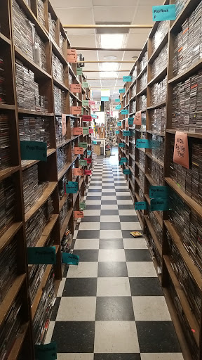 Book Store «Wonder Book & Video», reviews and photos, 1306 W Patrick St, Frederick, MD 21703, USA