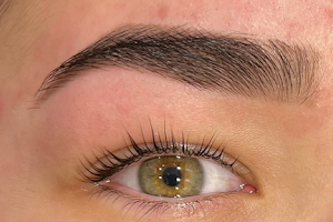 Sassy Arch Brows And Beauty Studio image