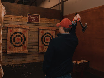 Stumpy's Hatchet House - Axe Throwing