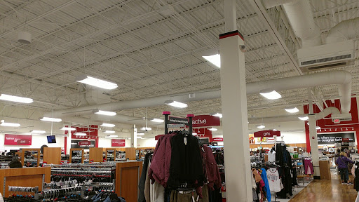 Department Store «T.J. Maxx», reviews and photos, 33 Holyoke St, Holyoke, MA 01040, USA