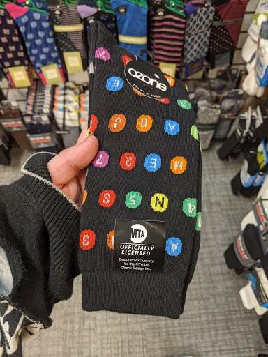 Shoe Store «Littles Shoes», reviews and photos, 5850 Forbes Ave, Pittsburgh, PA 15217, USA