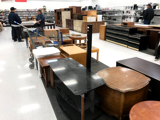 Thrift Store «Deseret Industries Thrift Store», reviews and photos, 435 N Wall Ave B, Harrisville, UT 84404, USA