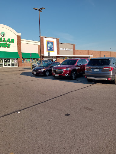 Grocery Store «ALDI», reviews and photos, 1128 S Main St, Englewood, OH 45322, USA