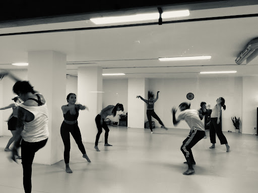 Imagen del negocio Casa del Moviment - Danza, Yoga, Masajes en Barcelona, Barcelona