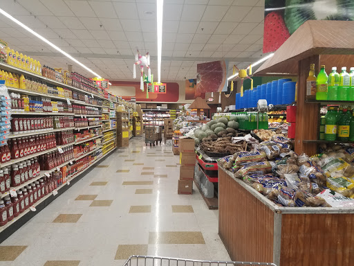 Supermarket «Fine Fare Supermarket», reviews and photos, 200 W Buttonwood St, Reading, PA 19601, USA