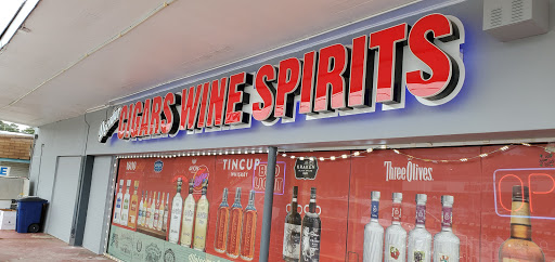 Liquor Store «Decatur Wine & Spirits», reviews and photos, 1789 Lawrenceville Hwy, Decatur, GA 30033, USA