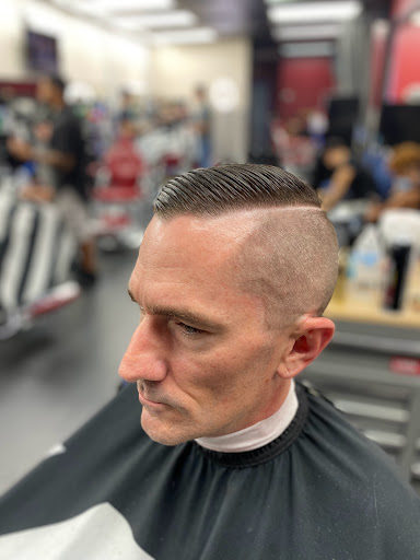 Barber Shop «Groomsmen Barbershop», reviews and photos, 10312 Bloomingdale Ave, Riverview, FL 33578, USA