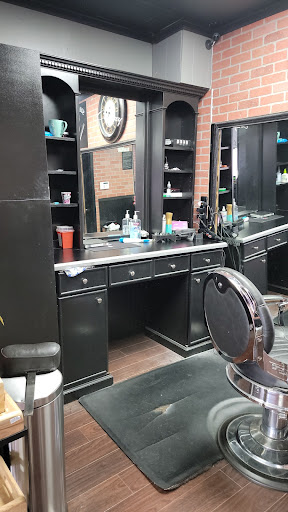 Barber Shop «West Barber Shop», reviews and photos, 1961 Howell Mill Rd NW, Atlanta, GA 30318, USA