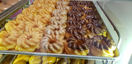 Donut Shop «Donut Den», reviews and photos, 1390 N McDowell Blvd J, Petaluma, CA 94954, USA