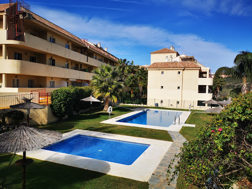 Living La Costa en San Luis de Sabinillas