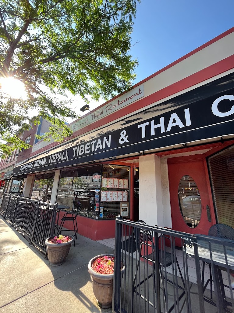 Everest Nepal Restaurant Colorado Springs 80903