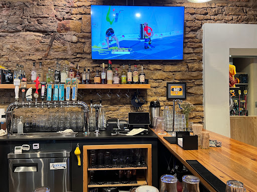 Bicycle Store «Sunflower Outdoor & Bike Shop», reviews and photos, 804 Massachusetts St, Lawrence, KS 66044, USA