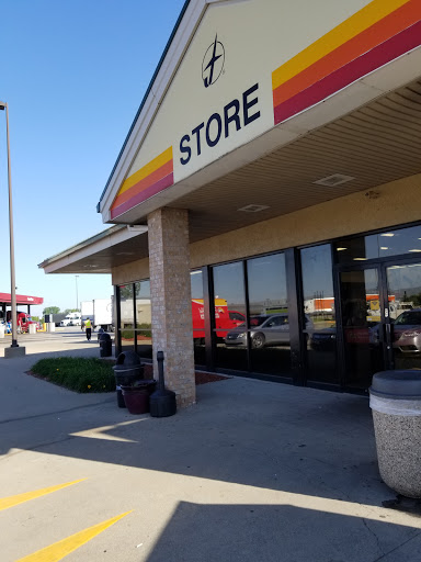 Gas Station «Flying J», reviews and photos, 520 S State Rd 39, Lebanon, IN 46052, USA