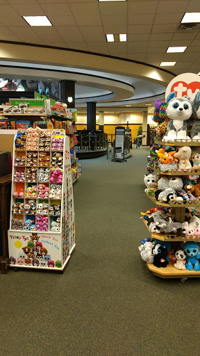 Book Store «Barnes & Noble», reviews and photos, 7685 W Bell Rd, Peoria, AZ 85382, USA
