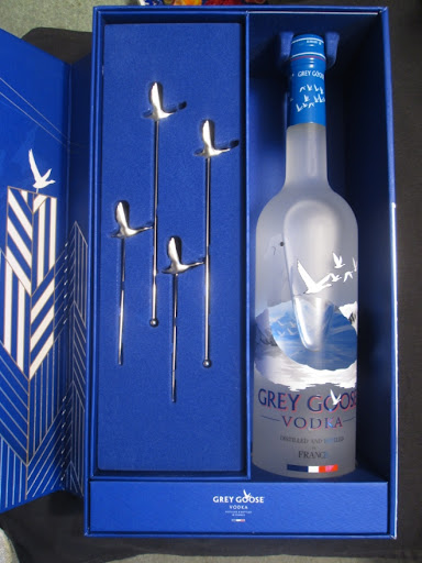 Liquor Store «Randolph Package Store», reviews and photos, 42 N Main St, Randolph, MA 02368, USA