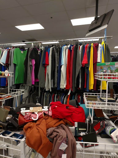 Clothing Store «Ross Dress for Less», reviews and photos, 7884 Van Nuys Blvd, Van Nuys, CA 91402, USA
