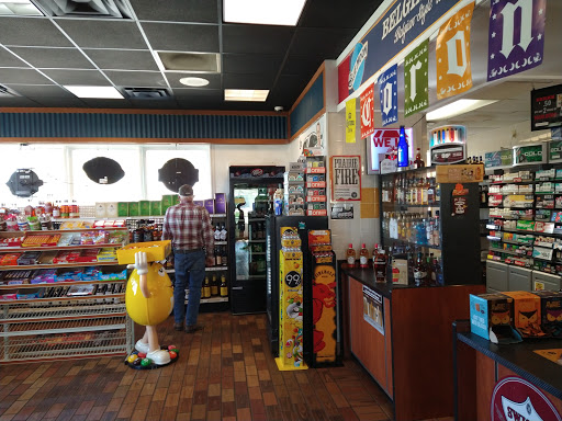 Wine Store «Pit Stop Liquors», reviews and photos, 1324 1st Ave E, Newton, IA 50208, USA