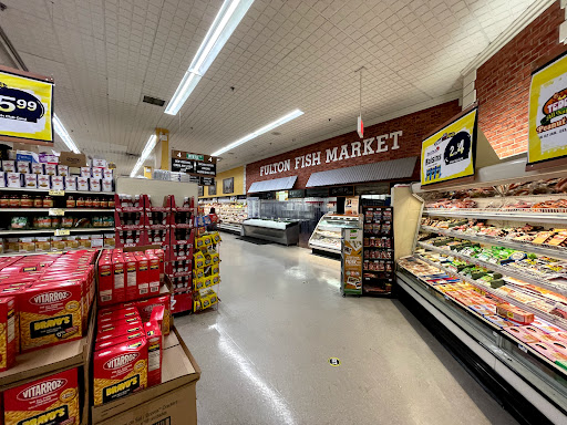 Grocery Store «Super Foodtown of Bedford Stuyvesant», reviews and photos, 1420 Fulton St, Brooklyn, NY 11216, USA