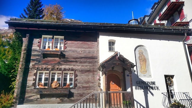 Rezensionen über Gemeindebibliothek Zermatt in Siders - Buchhandlung