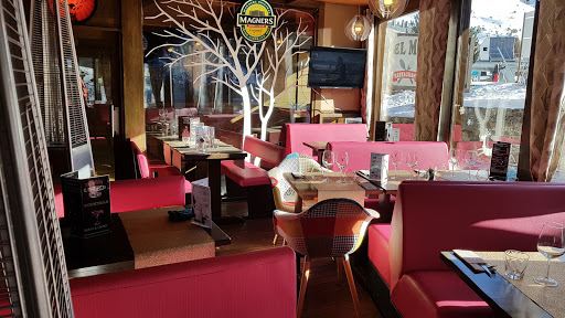 Restaurant El Marselles Bar & Lounge