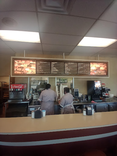 Donut Shop «Jolly Pirate Donuts», reviews and photos, 6689 E Main St, Reynoldsburg, OH 43068, USA