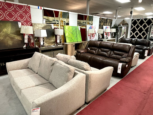 Outlet Store «Rooms To Go Outlet Furniture Store - Clearwater», reviews and photos, 21411 US-19, Clearwater, FL 33759, USA