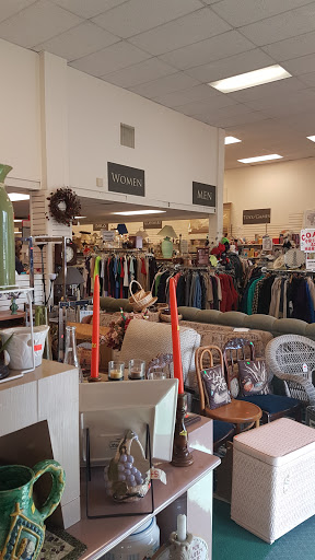 Thrift Store «Life Center Thriftshop», reviews and photos, 6331 6th Ave, Tacoma, WA 98406, USA
