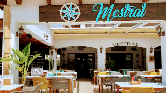 Restaurante Mestral Carrer de s'Espalmador, 21, 07660 Cala d'Or, Balearic Islands, España