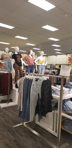 Department Store «Target», reviews and photos, 600 Executive Blvd S, Southington, CT 06489, USA